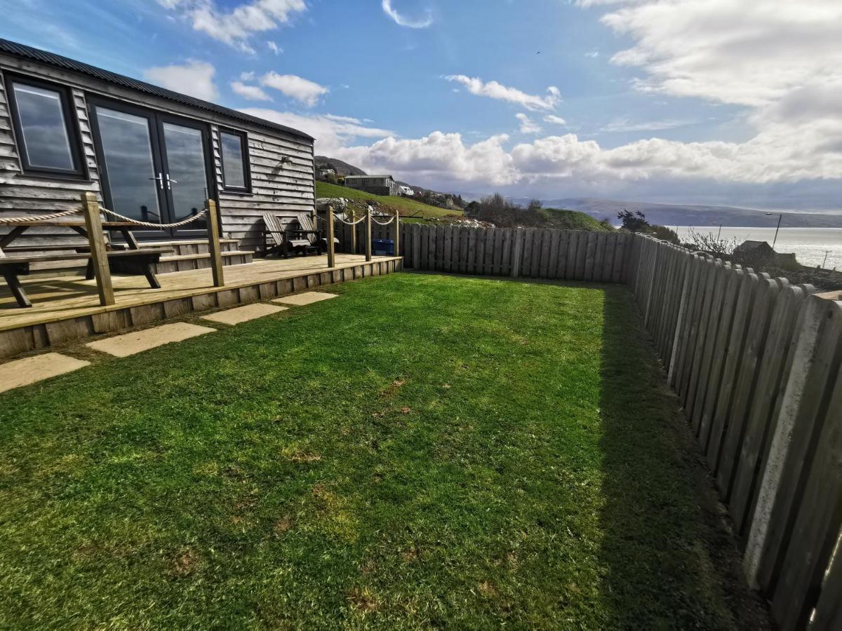 Allibella Shepherds Hut, Amazing Seaview, Private Garden, Pet Friendly Hotel Barmouth Exterior photo